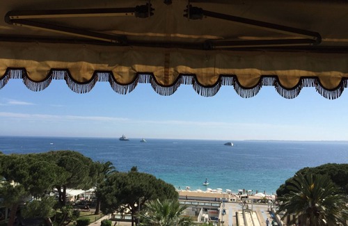Juan-les-Pins Apartment | Luxurious 2P seaside Clim floor panoramic view parking residence prestige