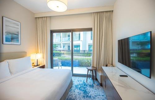 Al Aqah Apartment | Luxurious 3 bedroom apartment with beach and pool access