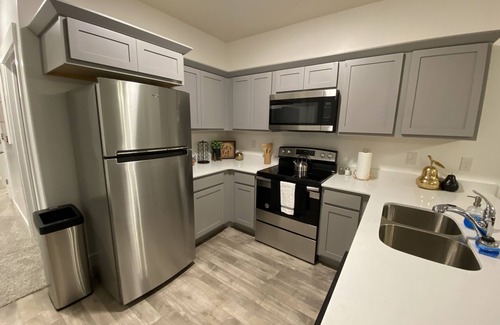 Herriman Condo | Luxurious 3 bedroom in Herriman. 4K Tv Fast wifi