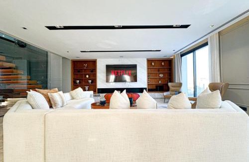Quartier Mozart Apartment | Luxurious 3-Bedroom Penthouse, Private Elevator, Breathtaking Views