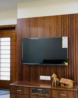Bhuj Villa | Luxurious 3 BHK Villa In Bhuj - Shivani Homestay