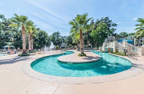 Hilton Head Island Condo | Luxurious 3-Br condo with all the comforts of home in a beautiful resort setting