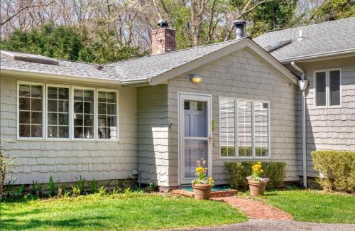 Springs House | Luxurious 3BR 3 Baths Cottage in East Hamptons