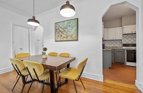 Midtown West Apartment | Luxurious 3BR Haven in Times Square!