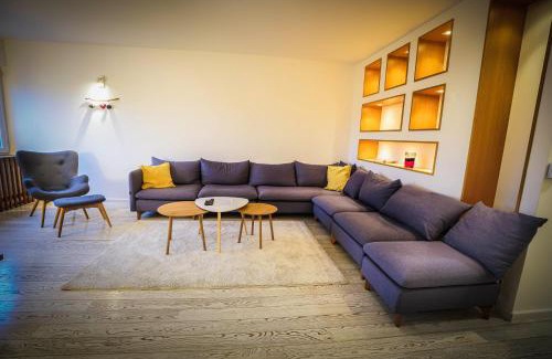 Sarajevo Villa | Luxurious 4BDR Retreat with free Parking