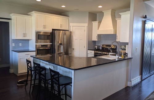 Cedar City House | Luxurious 7Bd, 4Bath w/Theatre, BunkRm, Huge Yard