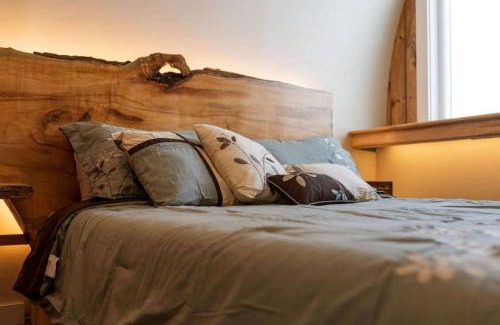 Springvale House | Luxurious and Carbon Neutral Hobbit House with Private Hot Tub in Springvale, Maine, Perfect for a Relaxing Weekend Getaway