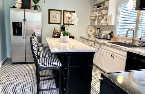 St. Augustine Apartment | Luxurious and Relaxing Elegance Upstairs 🚭