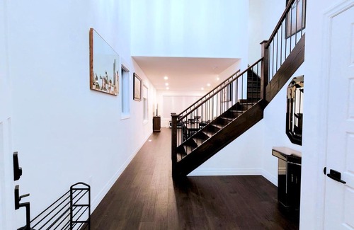 Ilderton House | Luxurious and Spacious Home