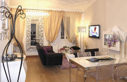Old Town Apartment | Luxurious apartment in the 'golden square'.