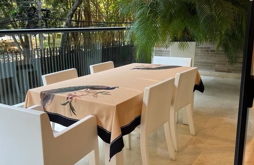 Cali Apartment | Luxurious Apartment in the West Zone of Cali: Elegance and Security.