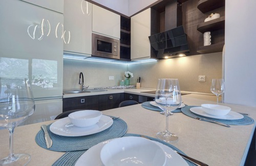 Dobrota Apartment | Luxurious Apartment with Captivating Majestic View