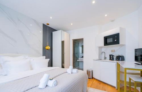 Hopital Saint-Louis Apartment | Luxurious Apartment with Stylish Design and Comfort - 104