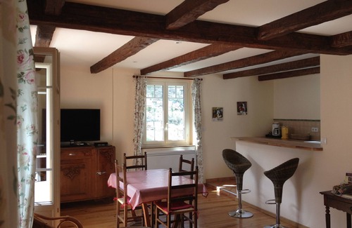 Cauterets Apartment | luxurious appartment, 65 qm, 2nd floor in a villa with garden and 3 balconies