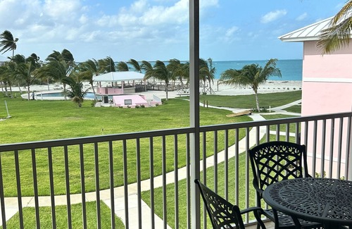 Treasure Cay Villa | Luxurious Bahama Beachfront. Golf cart, Superbox and high speed internet!
