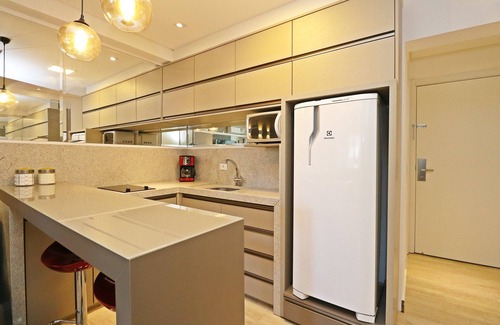 Matriz Apartment | ❤️⭐ Luxurious Batel Apt Opposite the Shop. Curitiba - Swimming pool, sauna and gym ✅