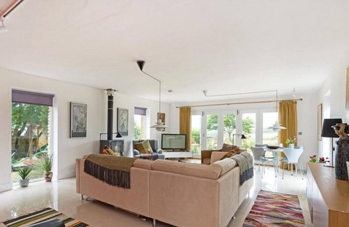 Shoscombe House | Luxurious Bath Country House with Panoramic Views