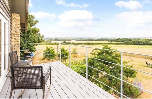 Shoscombe House | Luxurious Bath Country House with Panoramic Views