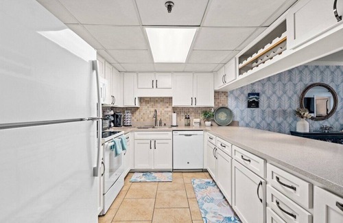 Biltmore Beach Condo | Luxurious Beachfront Oasis ~ Stunning Ocean Views