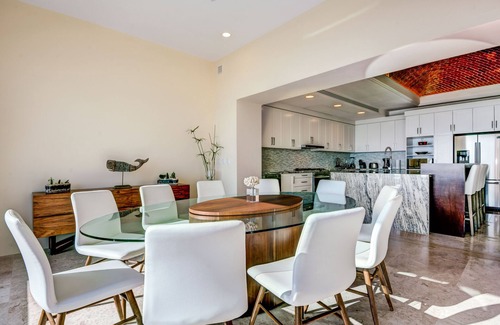 Playacar Fase I Villa | Luxurious Beachfront Living in Paradise!