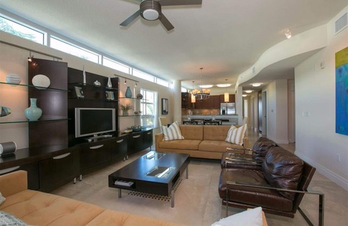 Siesta Key Condo | Luxurious Beach Front Condo On Siesta Key