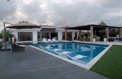 El Palmar Villa | Luxurious Beach House - Private Pool Golf & Marina