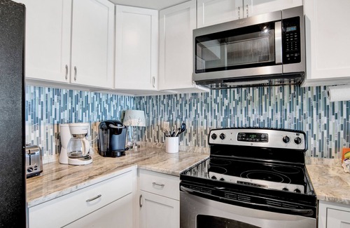 Orange Beach Condo | Luxurious Beach Sanctuary 1br/1ba in Tidewater-sleeps 6! New King Bed in BR!