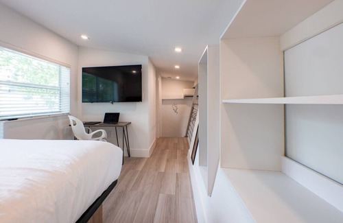 Poinciana Park Hotel | Luxurious Boutique Hotel in Fort Lauderdale