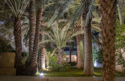 Mahdia House | Luxurious bungalow in the city center, with swimming pool and a few steps from the beach