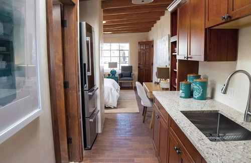 Downtown Santa Fe House | Luxurious Casita del Sol - 5 Min. Walk to Plaza