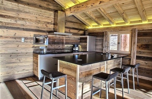 La Rosiere Ski Chalet | luxurious chalet located in the old village of La Rosière 1850 station