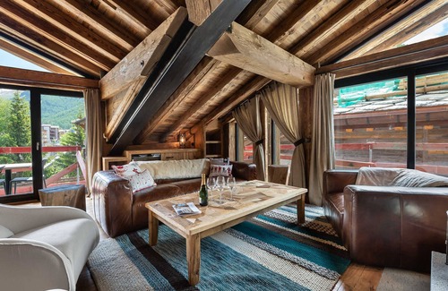 Val-d'Isere Ski Chalet | Luxurious Chalet with Private Elevator, Hammam, Fireplace, and Stunning Terrace in Val d'Isère