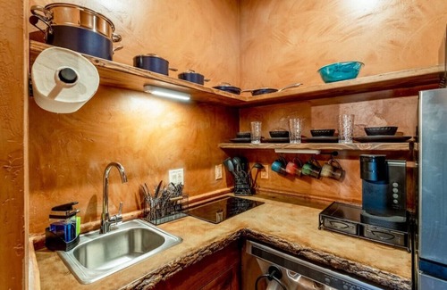 Virgin RV Rental | Luxurious Cliff Dwelling W/hot tub and King Bed ADA accessible