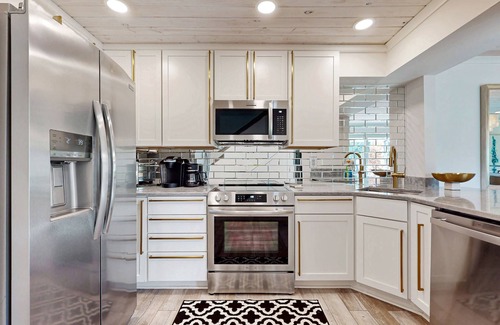 Sandestin Condo | Luxurious coast home with golf cart, shared pools, and beach access