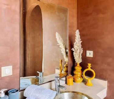 Tameslouht Villa | Luxurious & Comfy Golf Gem Pool Pergola View