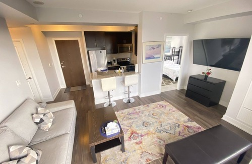 Islington - City Centre West Condo | luxurious condo