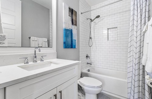 SoHo Apartment | Luxurious Condo Near Bayshore Blvd/Free Parking/WIFI
