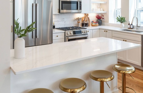 Wellington-Harrington Condo | Luxurious Condo near MIT, Harvard & the T+ Parking