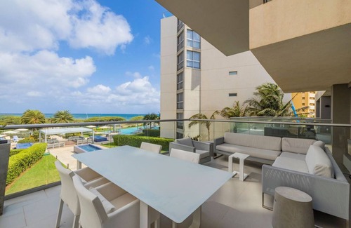 Palm Beach Condo | Luxurious condo with a perfect ocean and sunset view