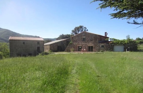 Las Illas House | Luxurious Converted Barn With Pool and access to Costa Brava & Côte Vermeille