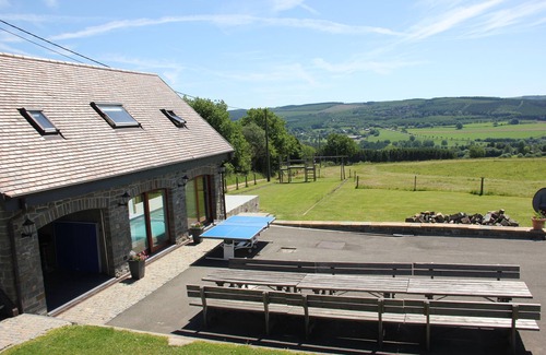 Chevron Cottage | Luxurious cottage for 20 people with swimming pool, sauna