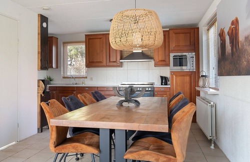Grolloo House | Luxurious country house with whirlpool, sauna and private swimming pool