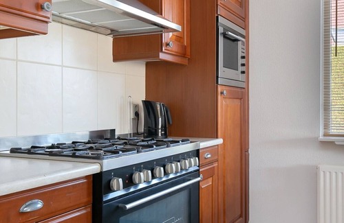 Grolloo House | Luxurious country house with whirlpool, sauna and private swimming pool
