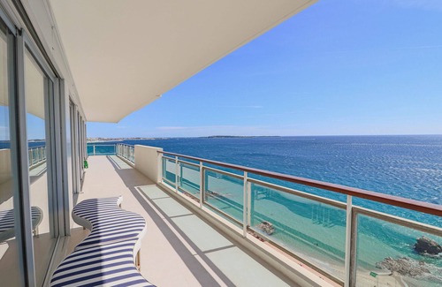 Cannes La Bocca Apartment | Luxurious design apt with sea view