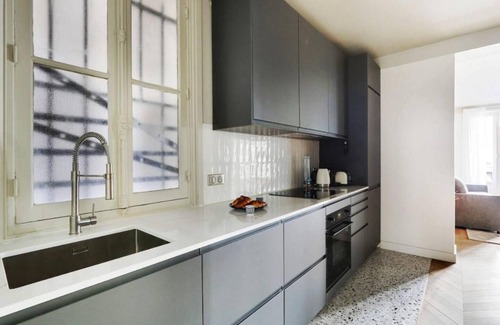 18th Arrondissement Apartment | Luxurious designer apartment near Montmartre