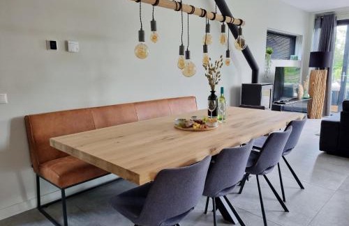 Balk House | Luxurious detached water villa with jetty