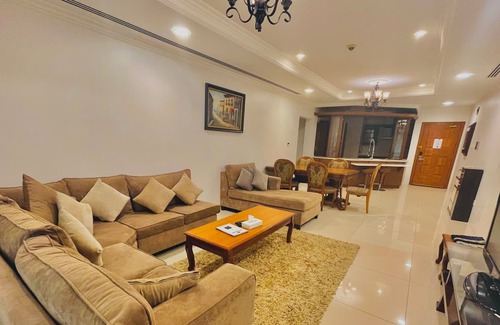 Juffair Apartment | Luxurious Double Bedroom at Heart of Juffair