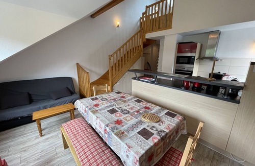 Laveissiere Apartment | Luxurious Duplex Apartment with WiFi, Balcony, and Covered Parking