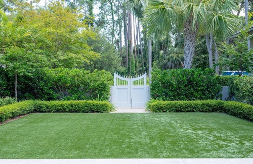 Sea Island House | Luxurious Family Coastal Cottage with pool and a 2 minute stroll to the beach!