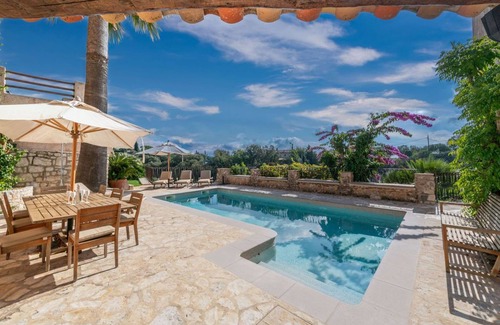 Tourrettes-sur-Loup Villa | Luxurious historic villa, pool & jacuzzi, stunning sea and village views.
